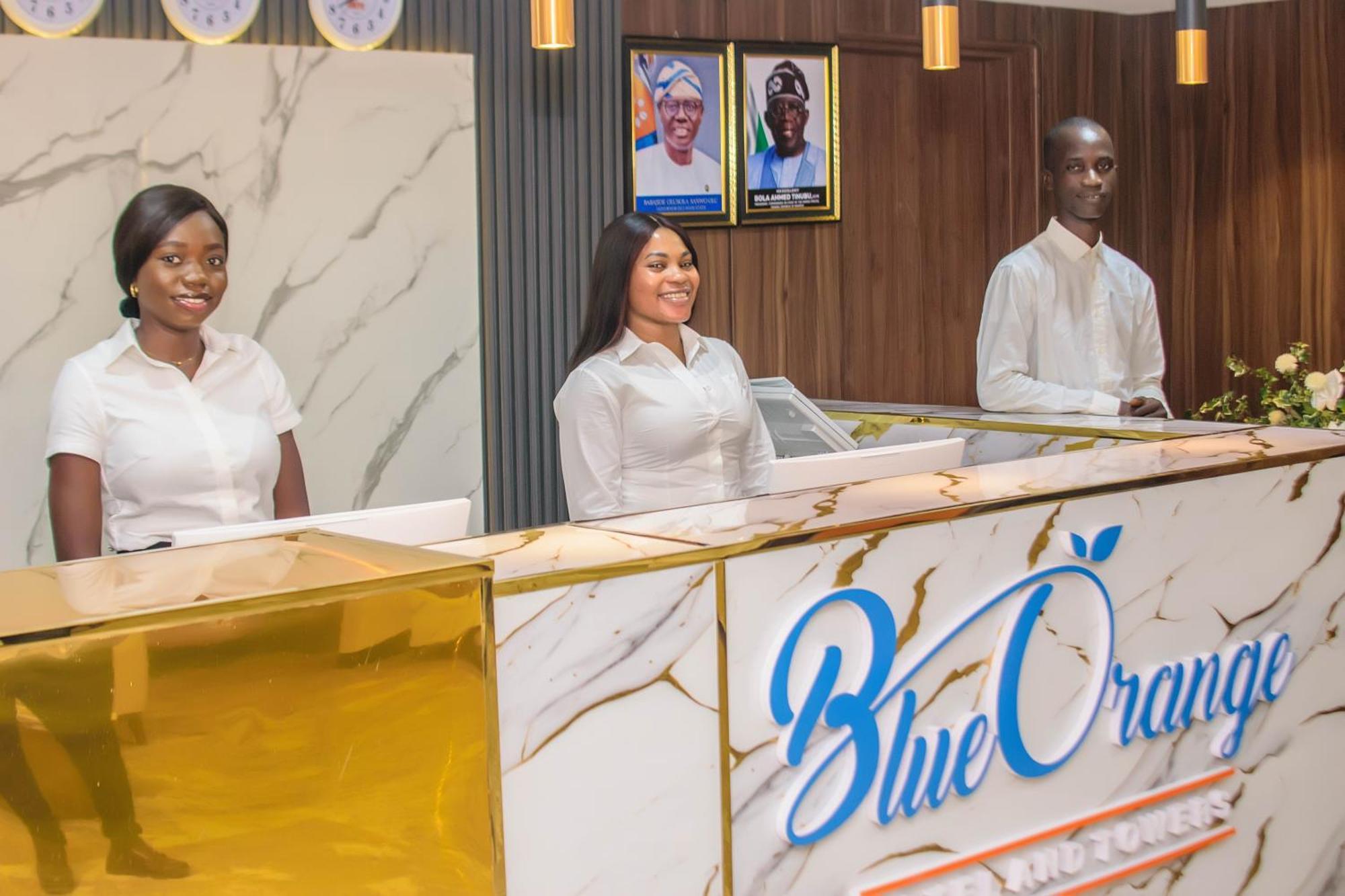 Blue Orange Hotel And Towers Shomolu المظهر الخارجي الصورة